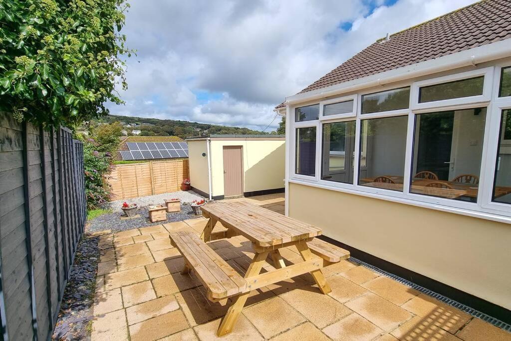 Cornish Village Getaway Gwennap Exterior photo